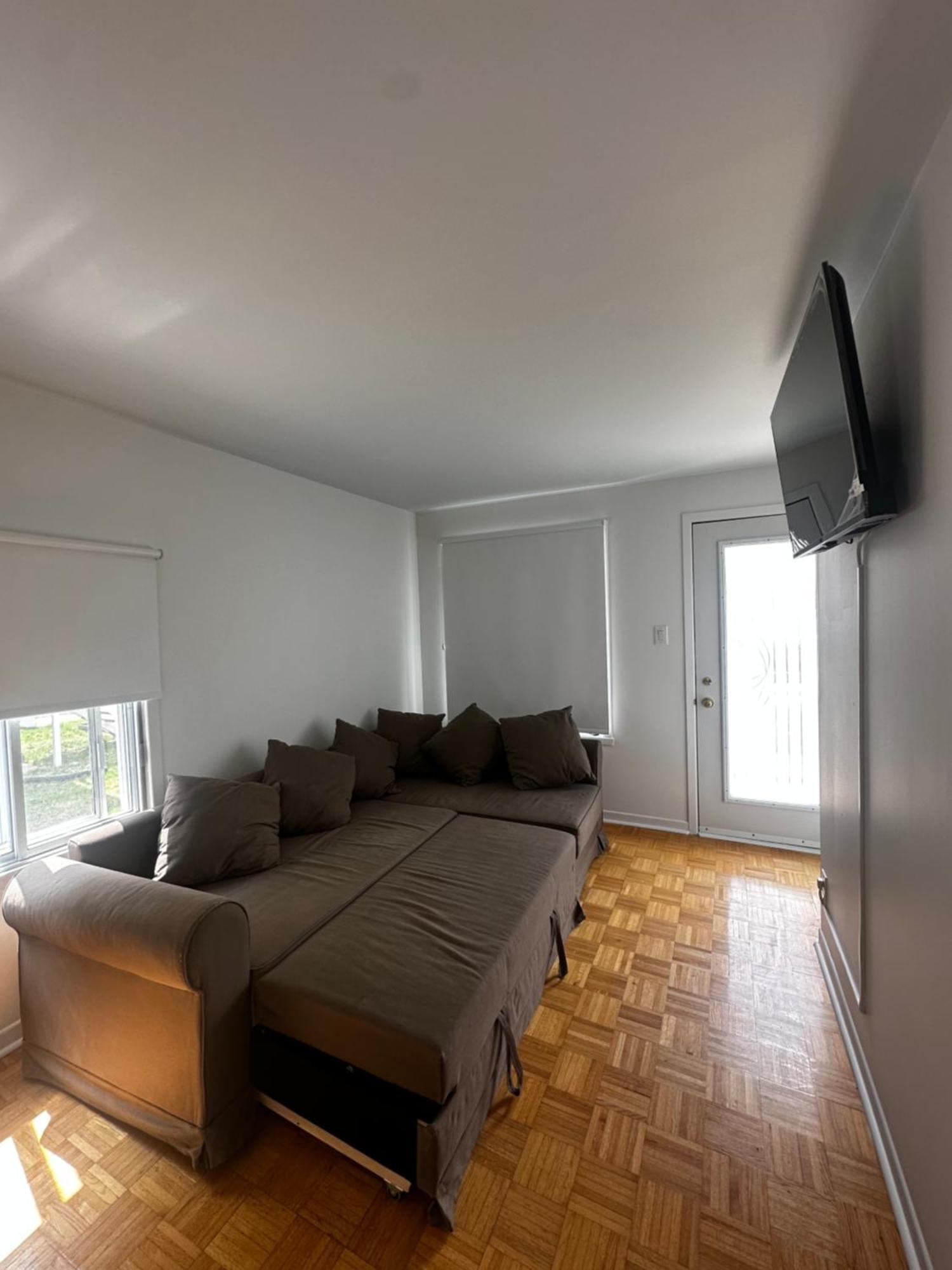 Cozy House For 6 Guests - Petite Maison Chaleureuse Pour 6 Personnes *